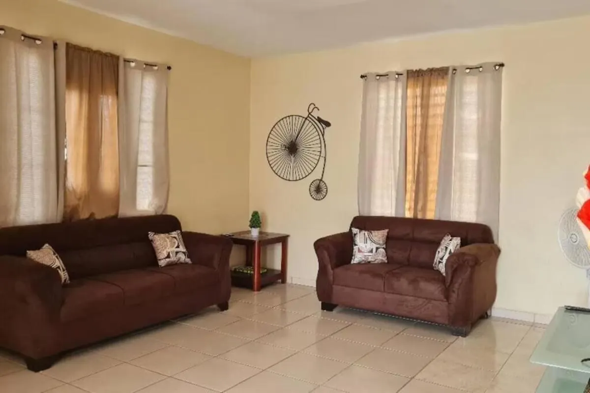 Appartement Colinas Del Atlantico Vacational House 2Nd Floor à Isabela